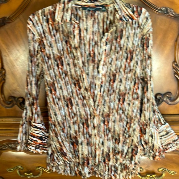 ESSENTIALS BY MILANO CREPY FUNKY TOP BELL SLEEVES FRINGED BOTTOM - Picture 10 of 16